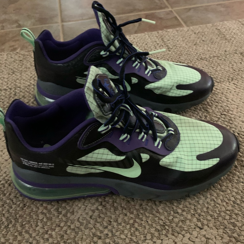 Air max 270 react men’s size 12 only worn once